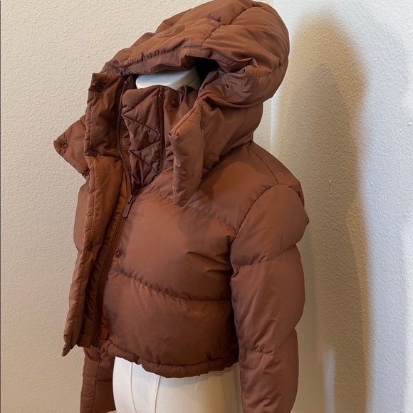 lululemon athletica cropped Brown Puffer Jacket - Picture 4 of 7